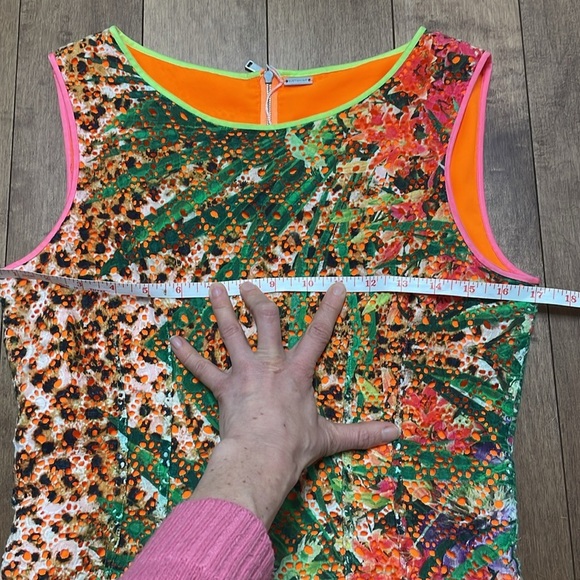 Elie Tahari tropical print Claudia dress size 8 leopard print eyelet neon - Picture 12 of 14